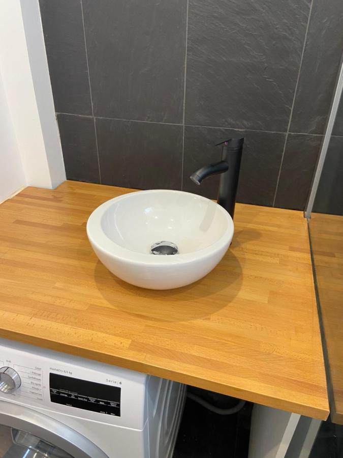 Apartamento Au Bonheur Des Damiettes Montluçon Exterior foto