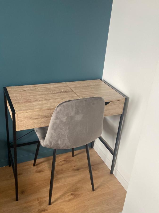 Apartamento Au Bonheur Des Damiettes Montluçon Exterior foto